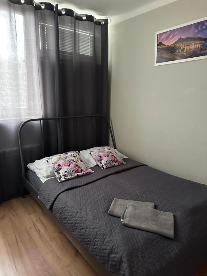 Coser Apartamenty III Varşovia Exterior foto